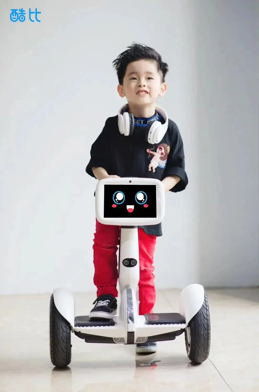 Custommize Andriod WIFI Smart  scooter dialogue voice video chat Navigation obstacle avoidance robot