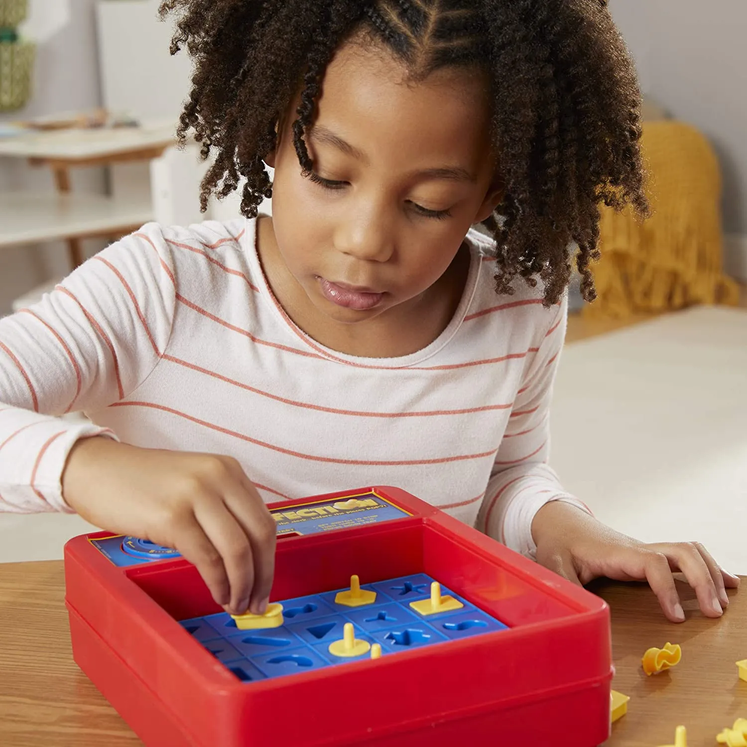 Puzzle Palooza: Engaging Fingers Shape Puzzle Game for Fun and Learning