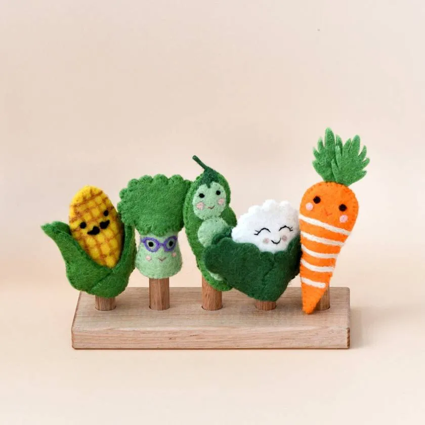 Tara Treasures Vegetable Finger Puppet Set
